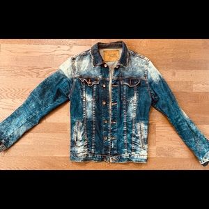 ZARA MAN Jean Jacket Size Small